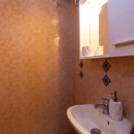 Studio Apartman Luna Rovinj Centar Exterior photo